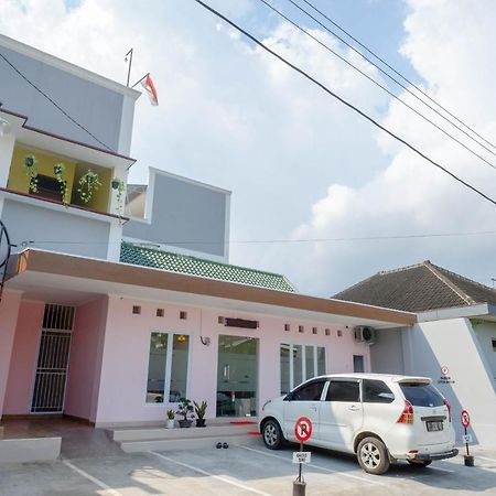 Reddoorz Near Rita Supermall Purwokerto 2 Extérieur photo