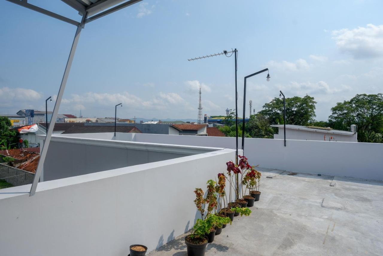 Reddoorz Near Rita Supermall Purwokerto 2 Extérieur photo